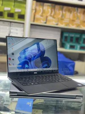 Laptop Dell XPS 13 16GB Intel Core I7 SSHD (Hybrid) 256GB