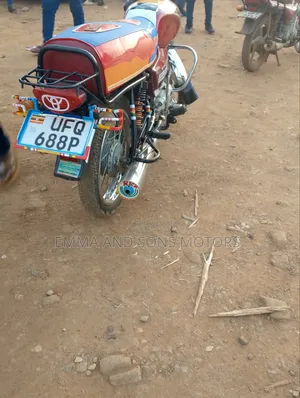 Bajaj Boxer 100 2022 Red