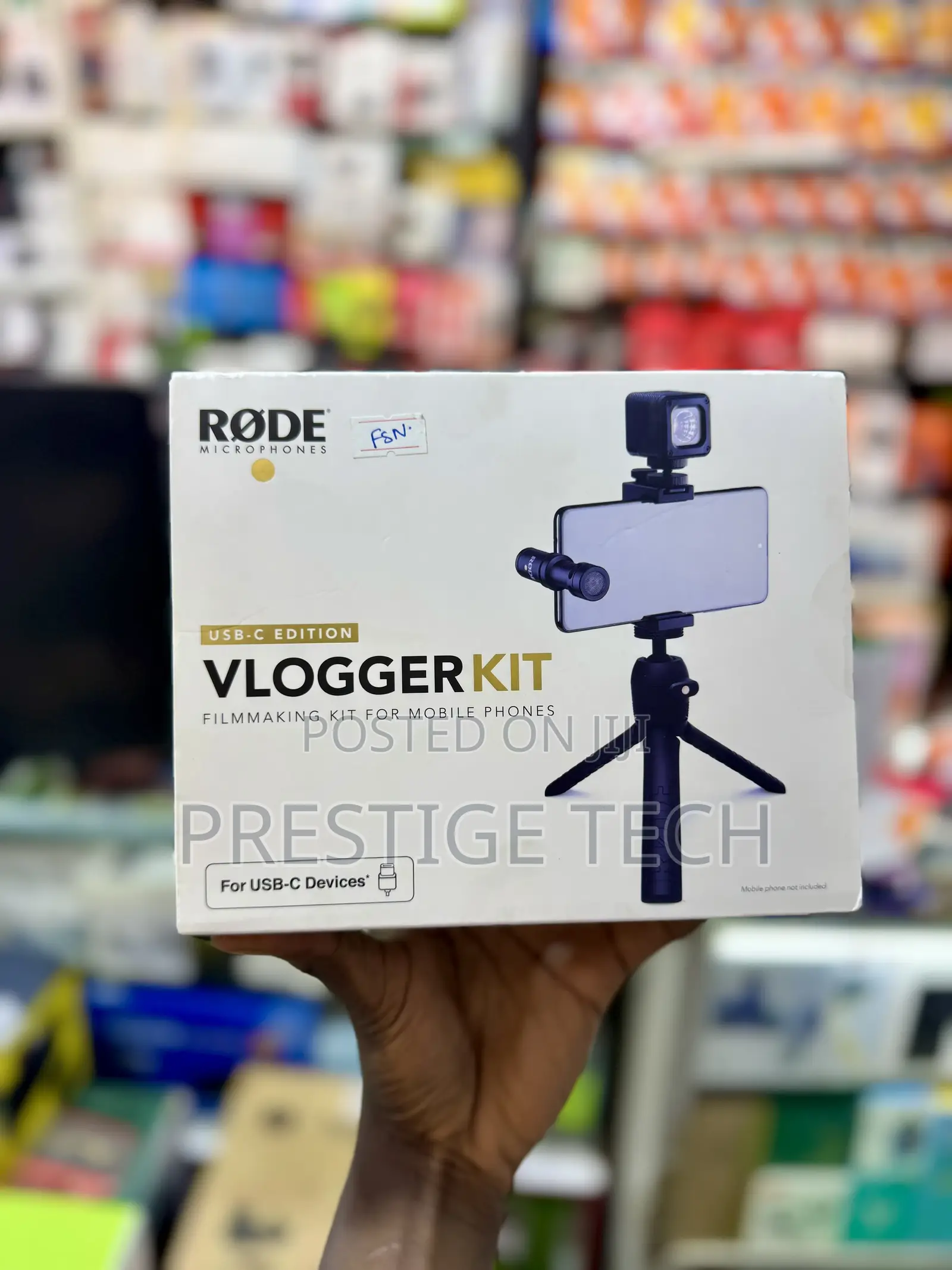 Rode Vlogger Kit (Film Making Kit for Mobile Phones) USB C