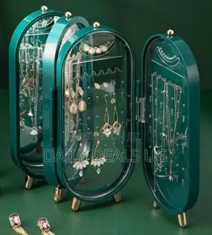 Green Jewelry Storage Rack