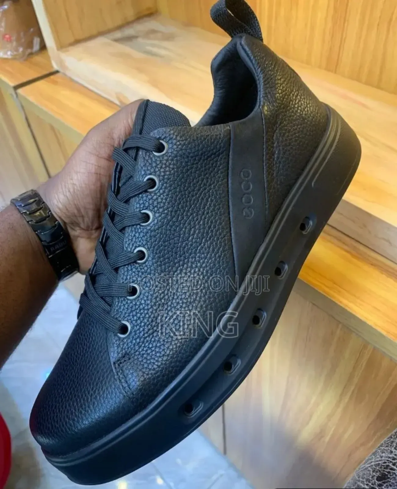 Ecco Street 720 Men's Vented Gore-Tex Leather Sneaker