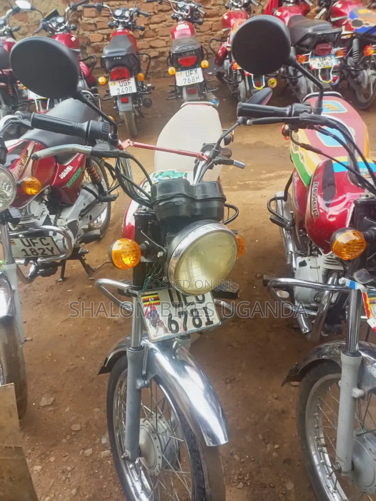 Bajaj Boxer 2018 Red