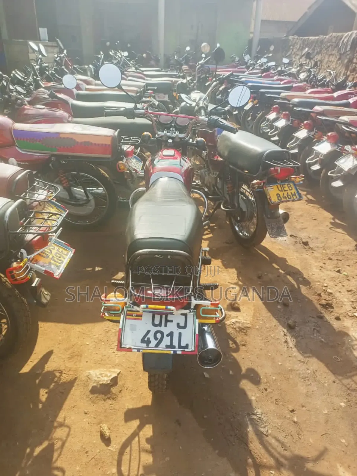 Bajaj Boxer 2023 Red