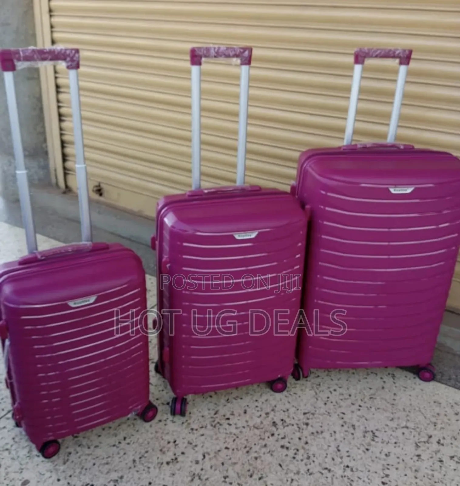 3pcs Set of Waterproof Rubber Suitcase - Colour Varies