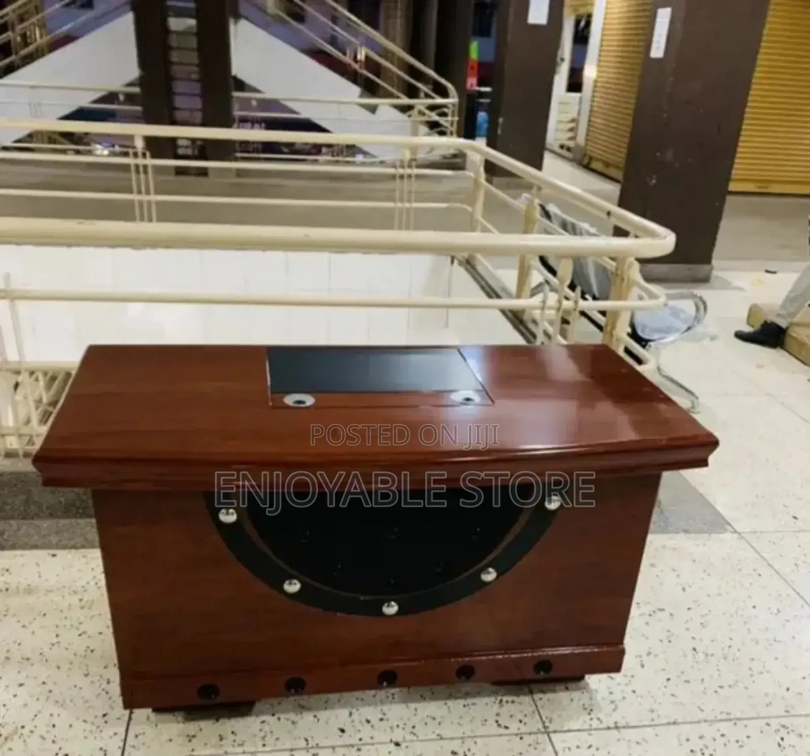 VIP Office Table (1.4m)
