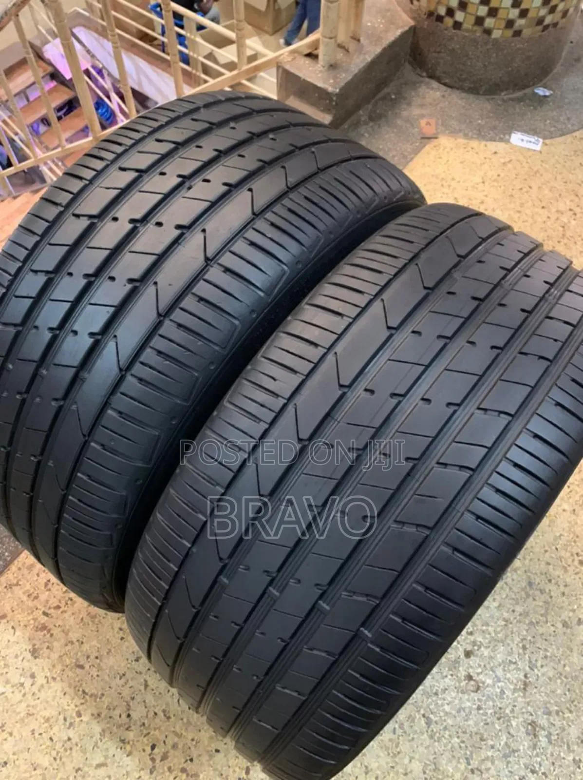 285/35r22 Tyres Good Condition.