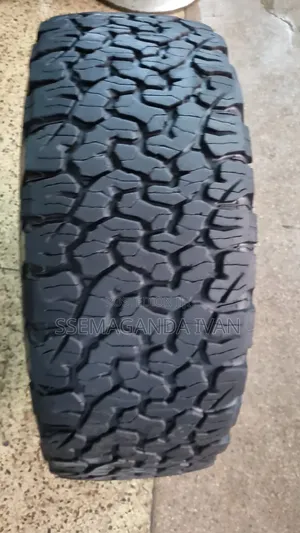 265/65r17 Foreign Used Bf Goodrich in the Best Condition