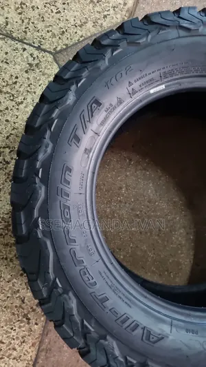 265/65r17 Foreign Used Bf Goodrich in the Best Condition