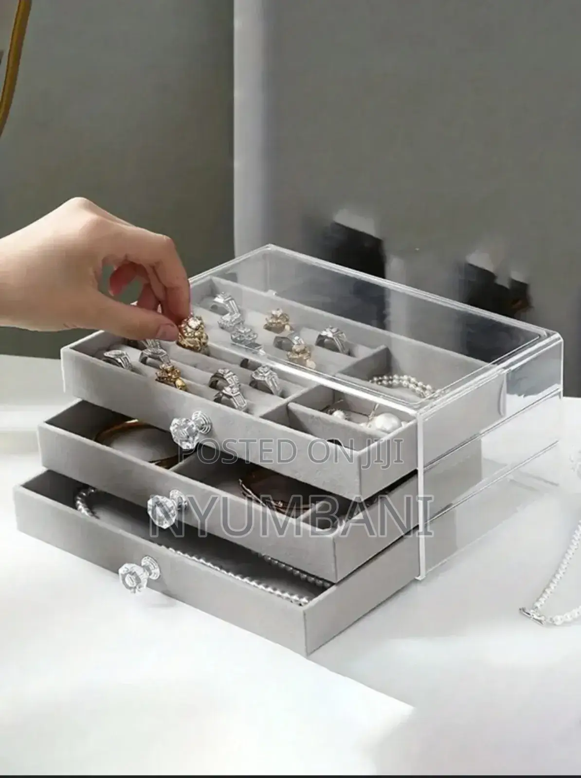 Jewellery Organizer for Ear Rings and Watches