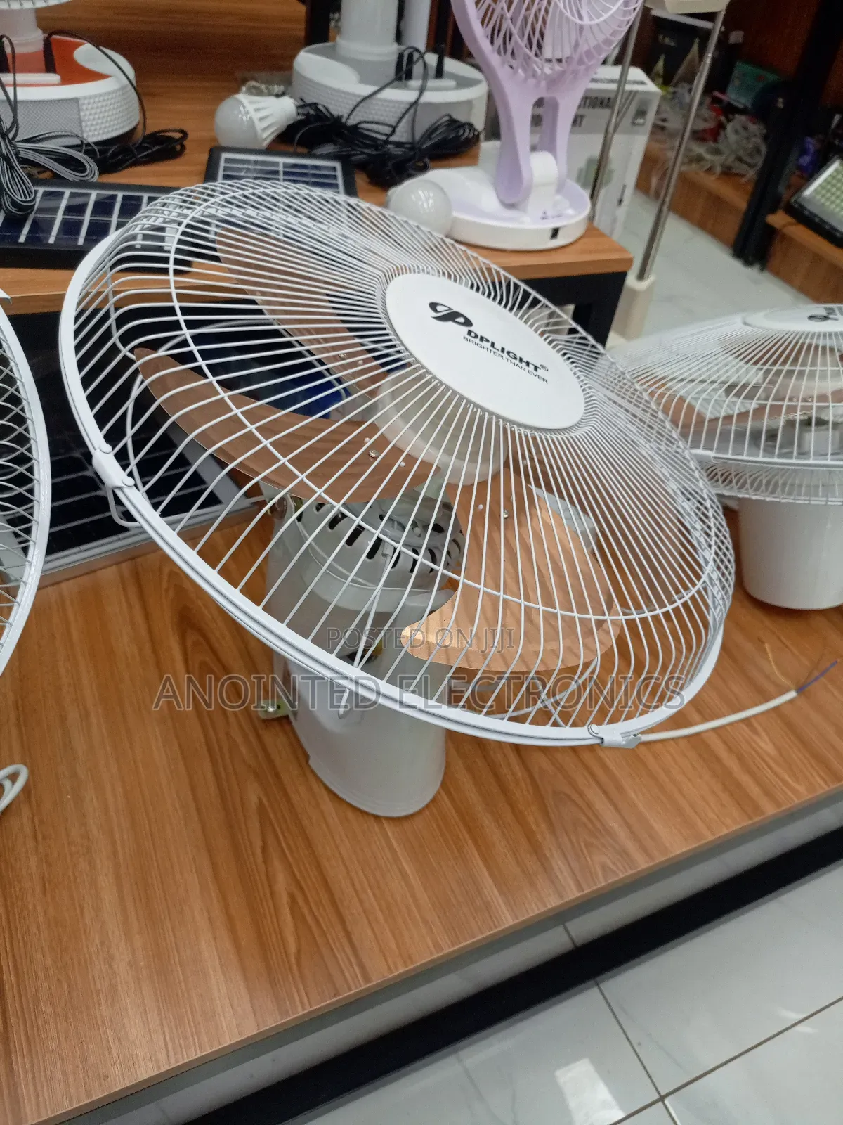 Do Light Ceiling Fans