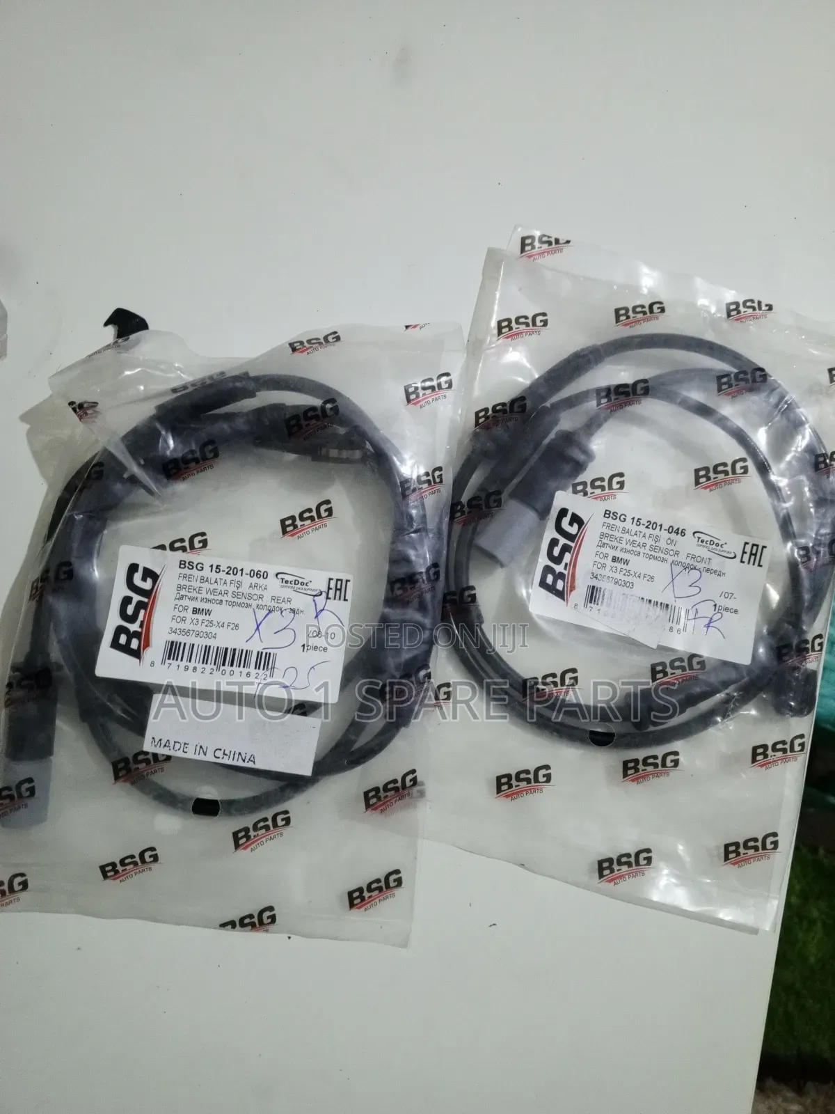 X3 F25 Brake Pads Sensors