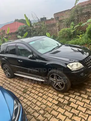 Photo - Mercedes-Benz M Class 2008 Black