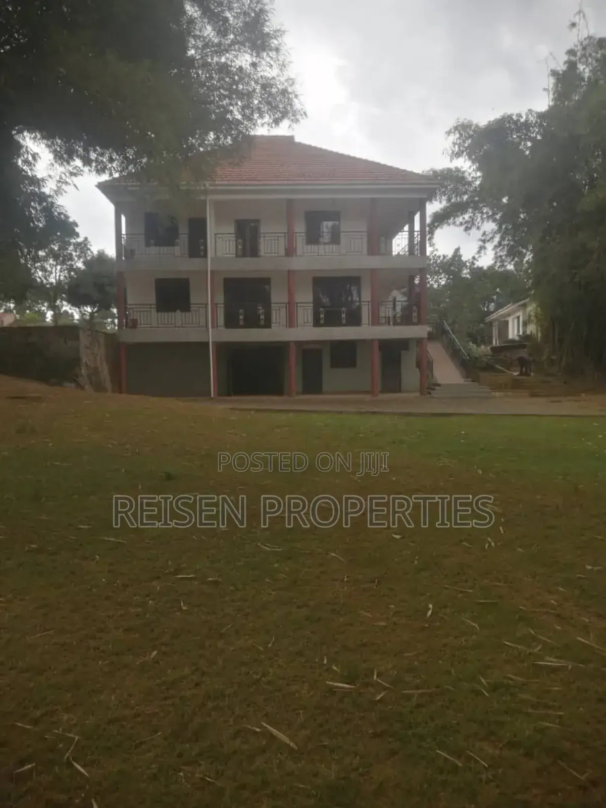5bdrm Maisonette in Bugiri Estate, Division B for sale