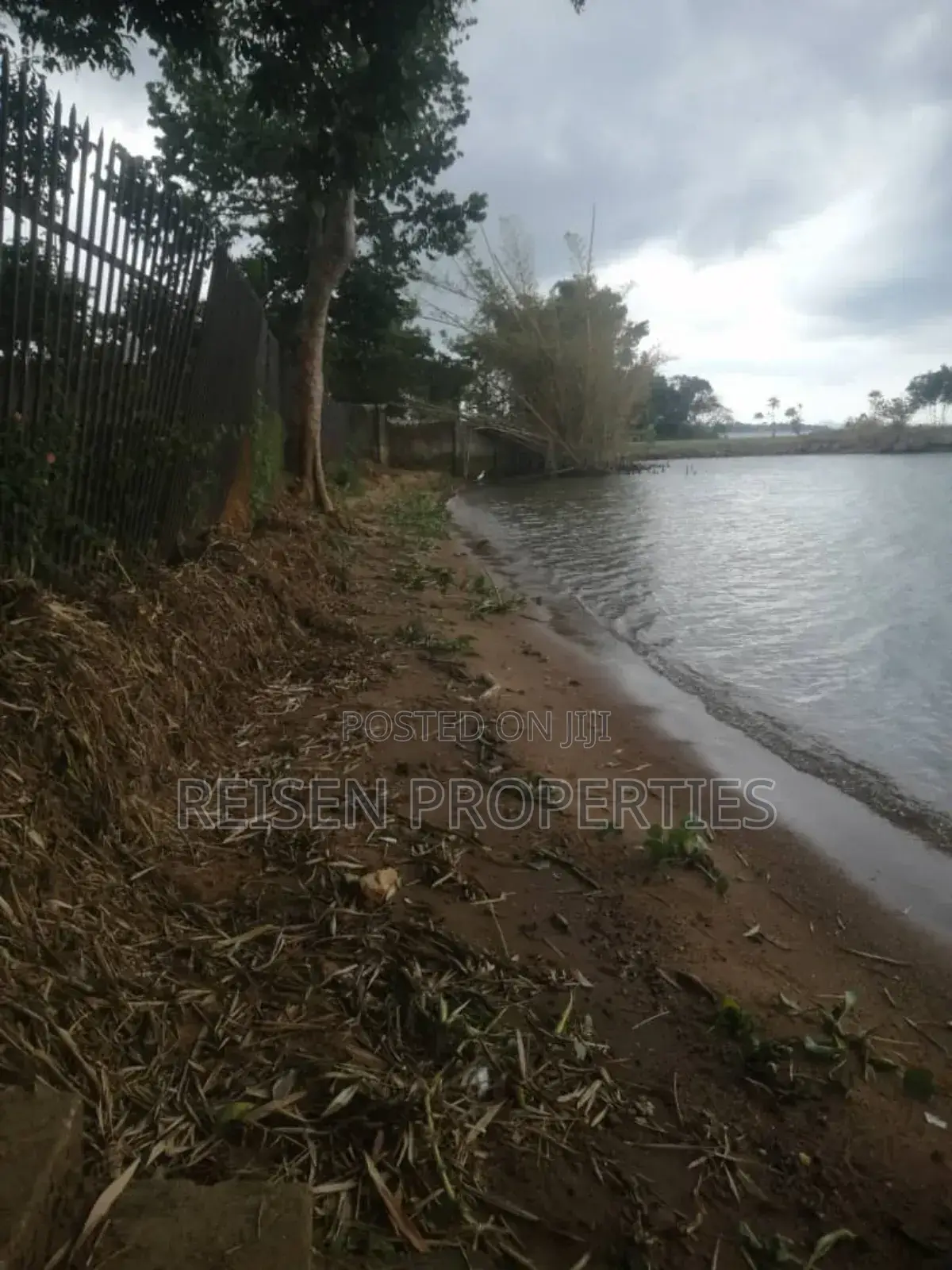 5bdrm Maisonette in Bugiri Estate, Division B for sale