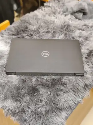 New Laptop Dell Latitude 7400 16GB Intel Core I5 SSD 512GB