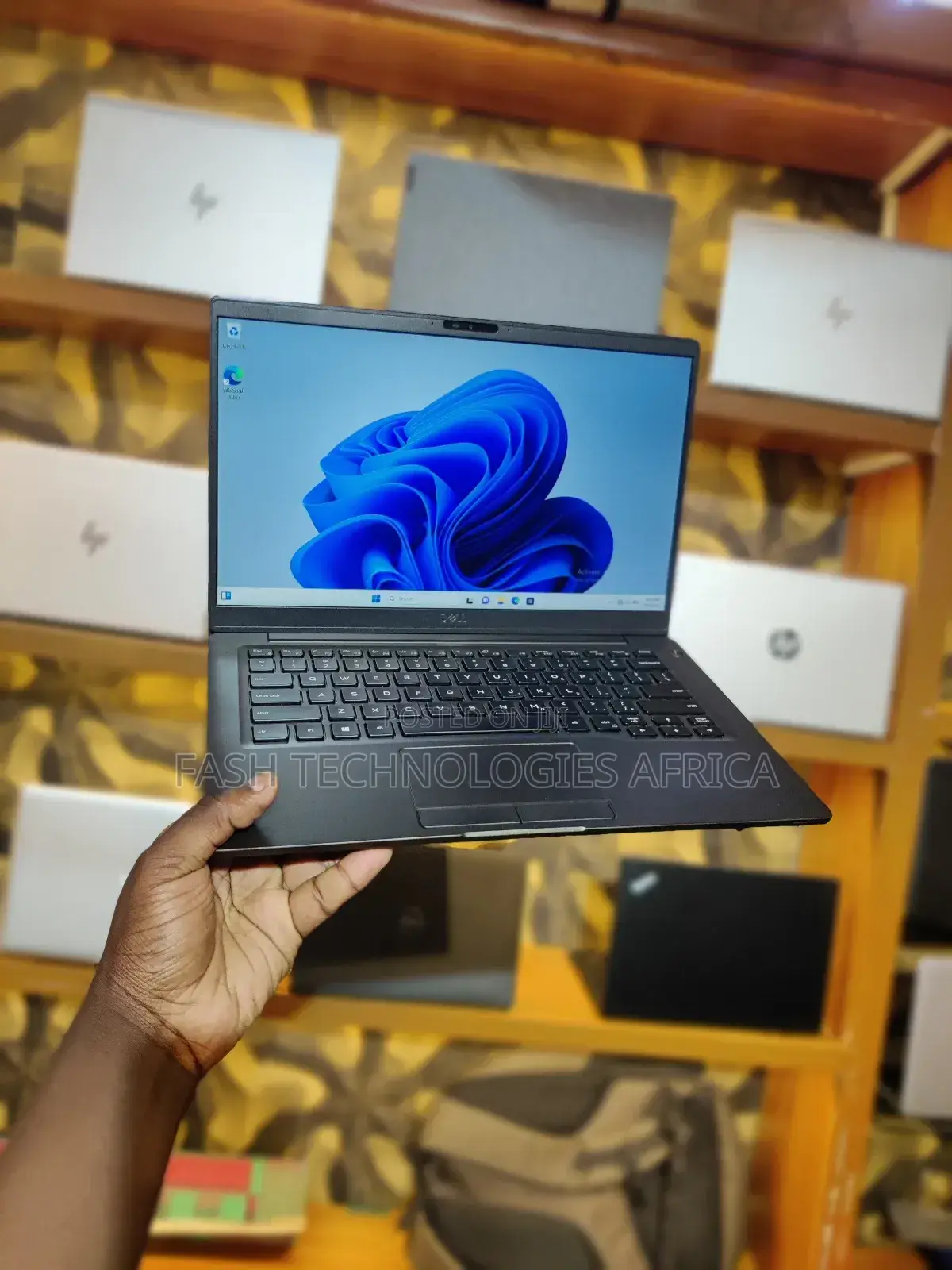 New Laptop Dell Latitude 7400 16GB Intel Core I5 SSD 512GB