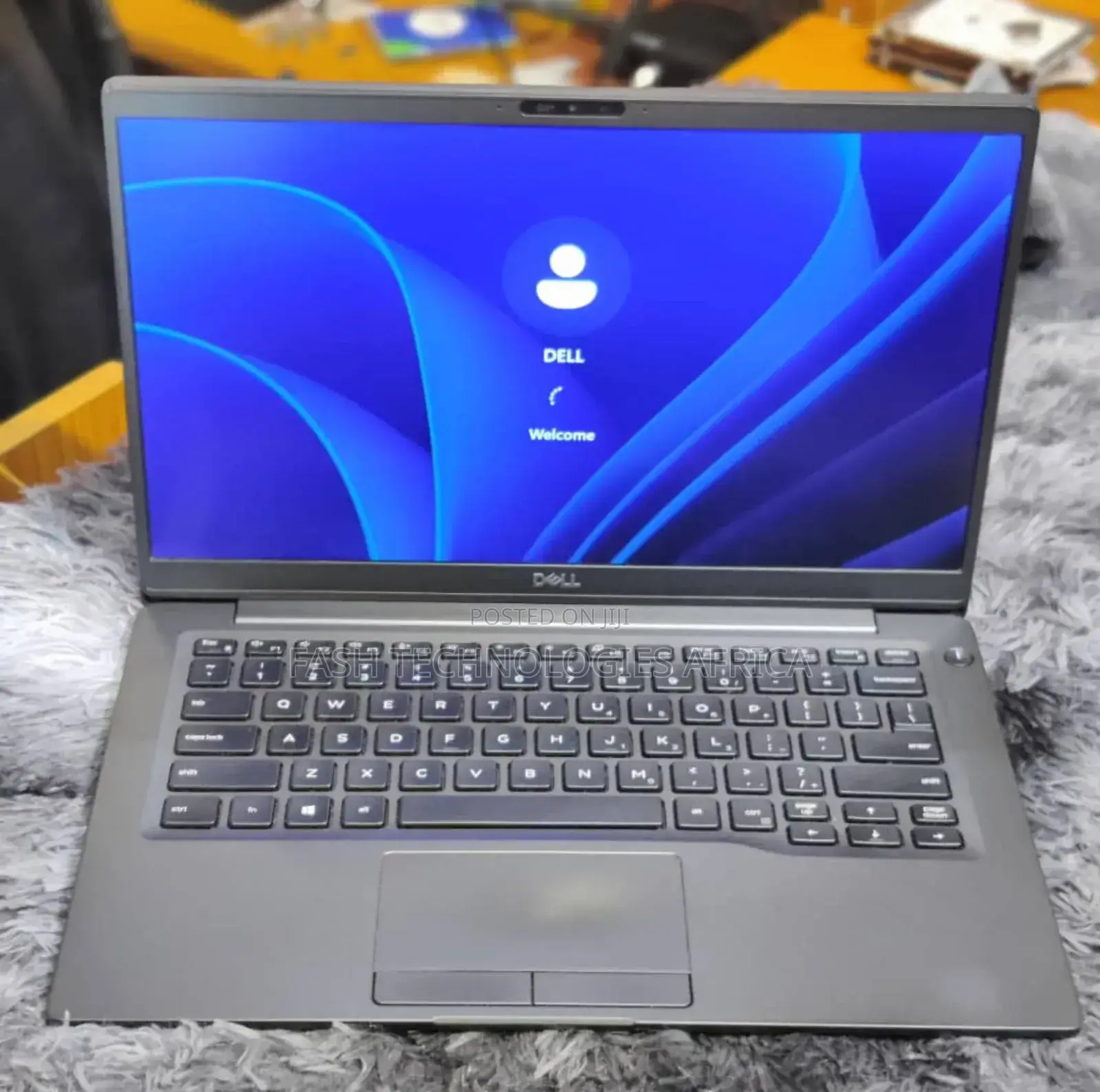 New Laptop Dell Latitude 7400 16GB Intel Core I5 SSD 512GB
