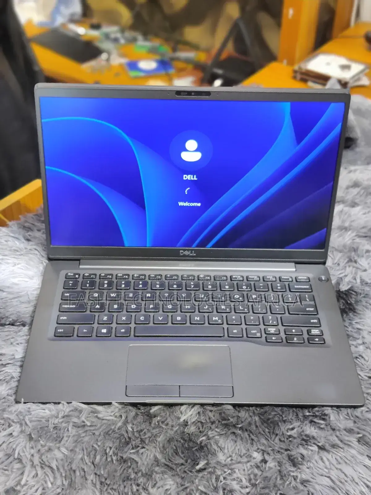New Laptop Dell Latitude 7400 16GB Intel Core I5 SSD 512GB