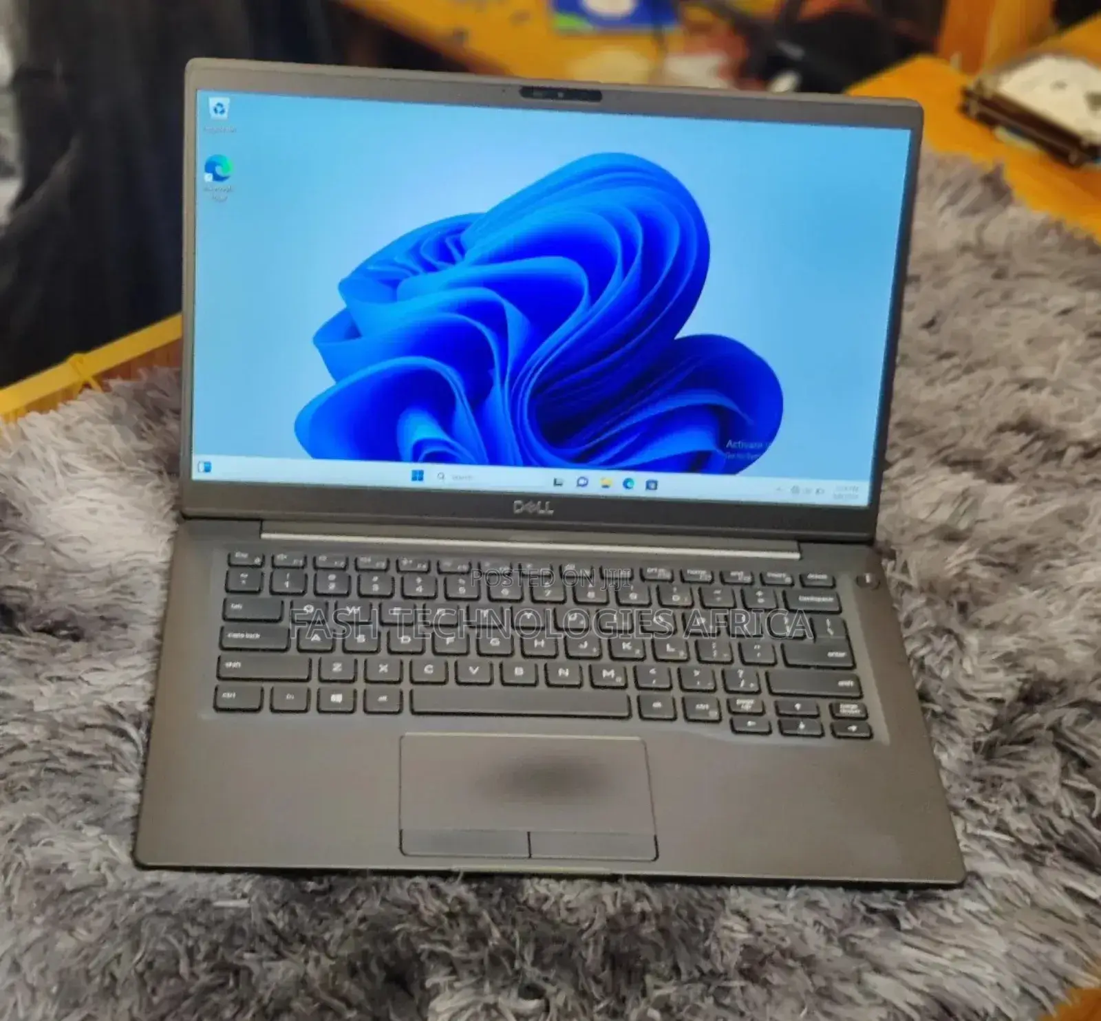 New Laptop Dell Latitude 7400 16GB Intel Core I5 SSD 512GB