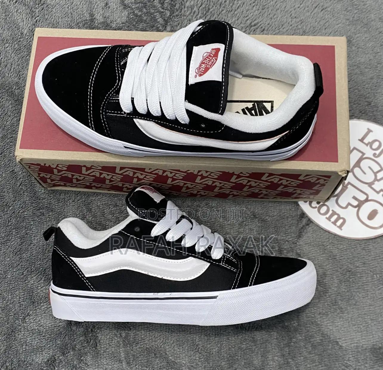New Trend Black/White Vintage Vans Off the Wall Knu Skool