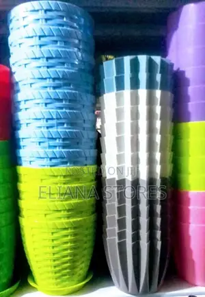Plastic Flower Pots