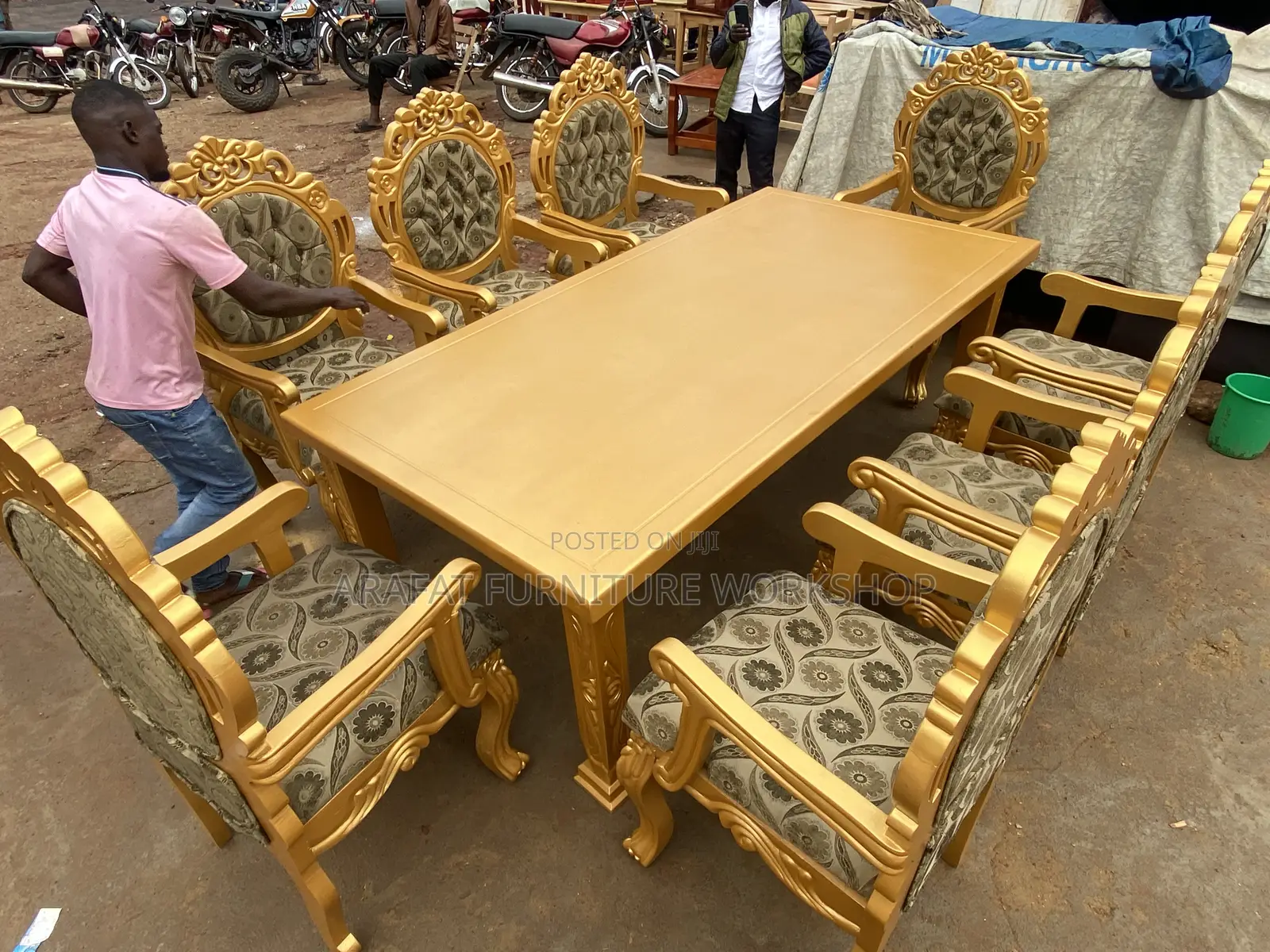 Chester Mahogany Gold Dining Set