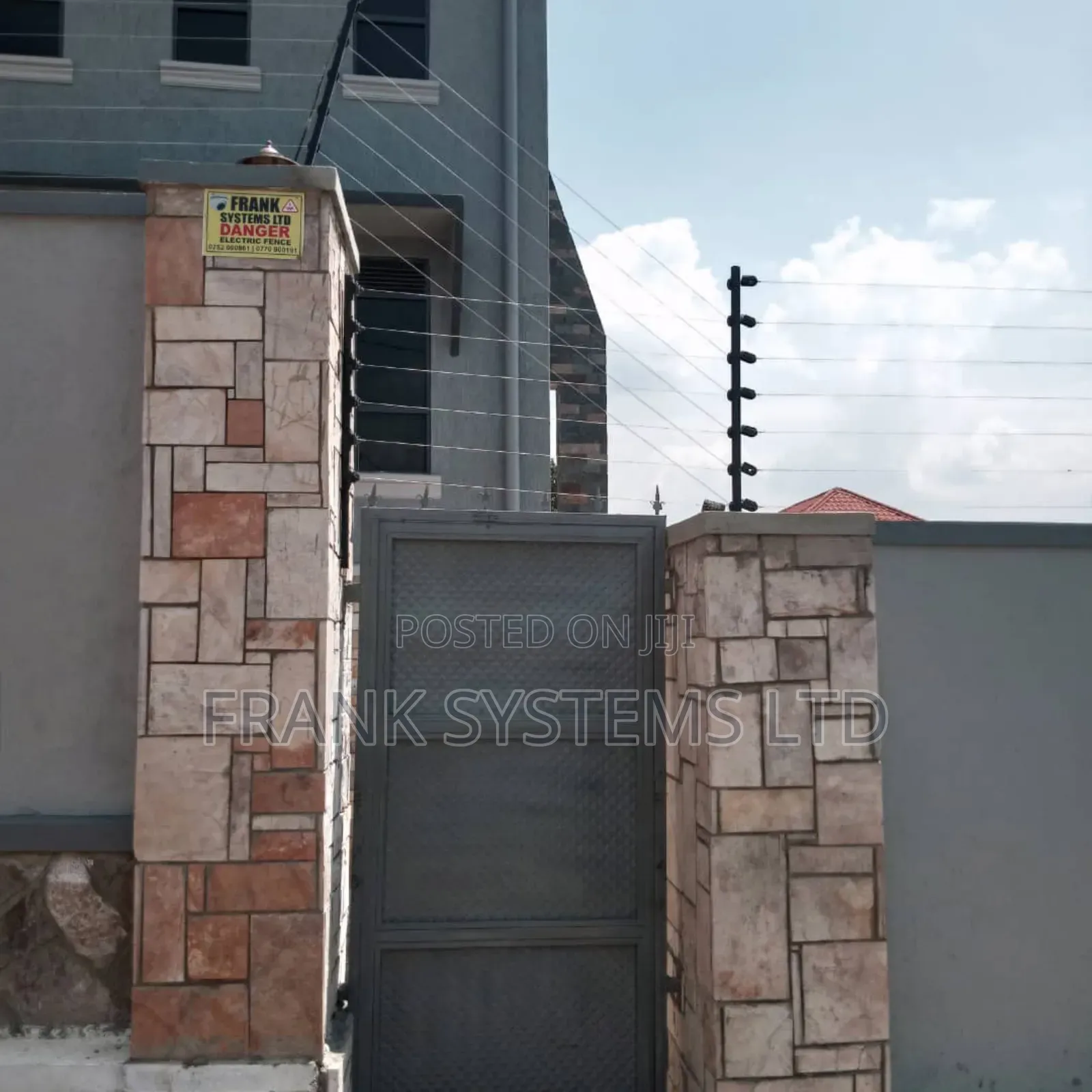 Electric Fence System With Free Stands