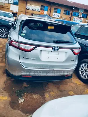Toyota Harrier 2.5 Hybrid 4WD 2017 Silver