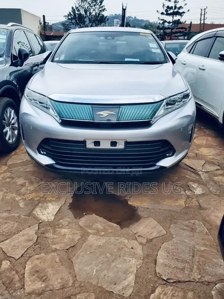 Toyota Harrier 2.5 Hybrid 4WD 2017 Silver