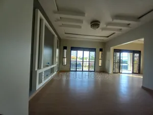 Furnished 5bdrm House in Kira Minister'S for sale