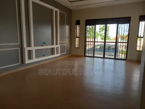 Furnished 5bdrm House in Kira Minister'S for sale