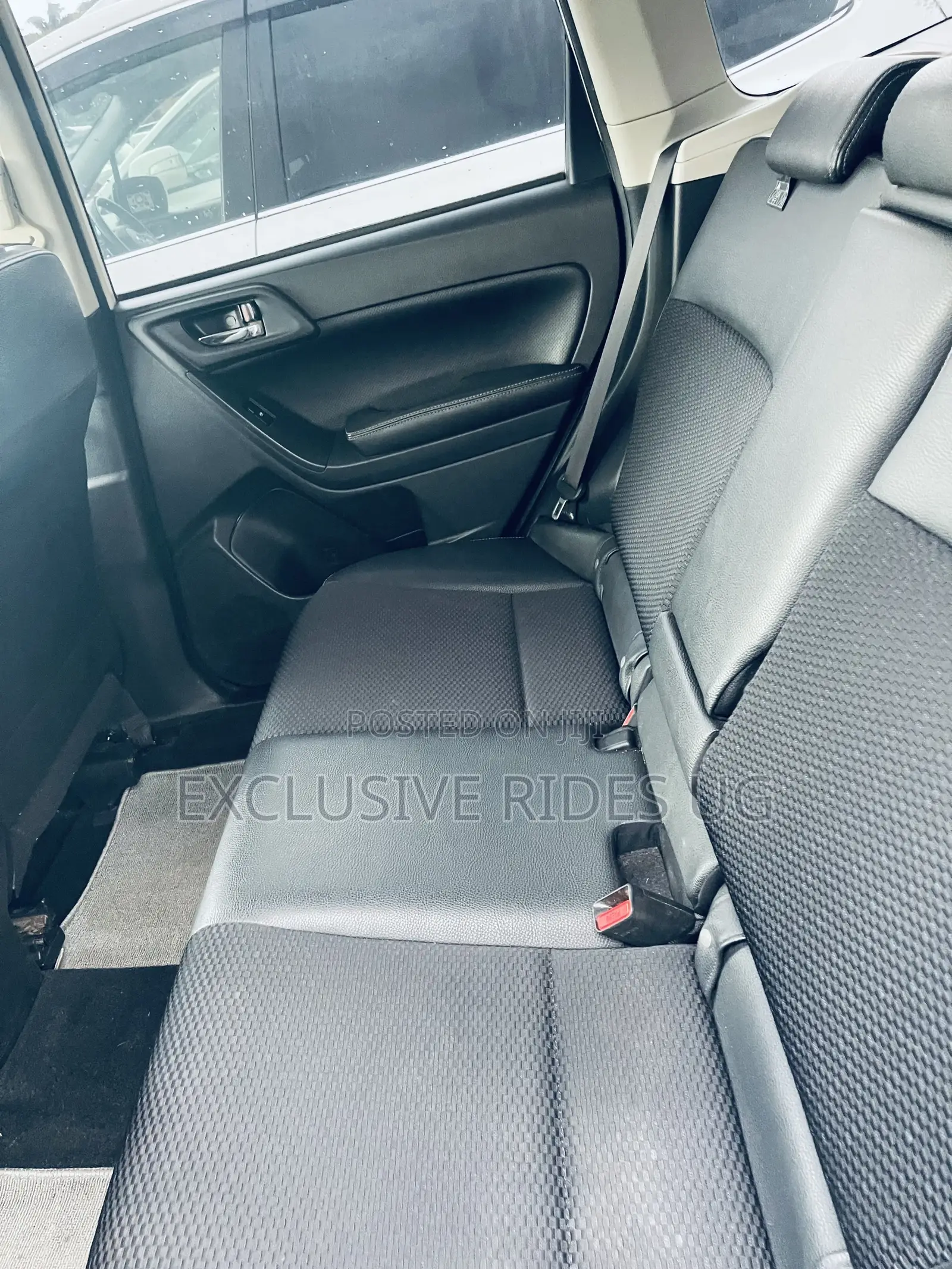 Subaru Forester 2.0XT Premium 4dr SUV AWD (2.0L 4cyl Turbo CVT) 2015