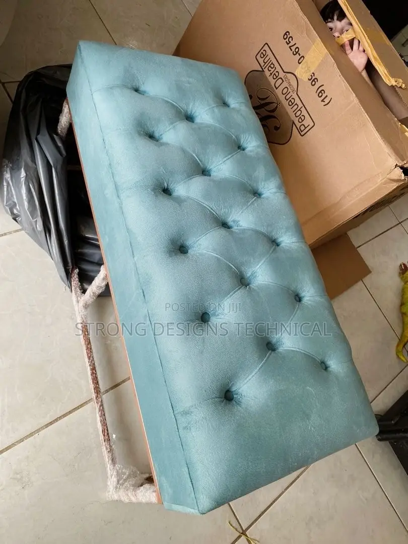 Metallic Seating Pouffe for Homes/ Boutiques/ Waiting Bench
