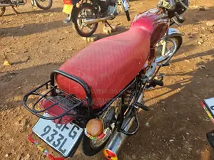Bajaj Boxer 2023 Red