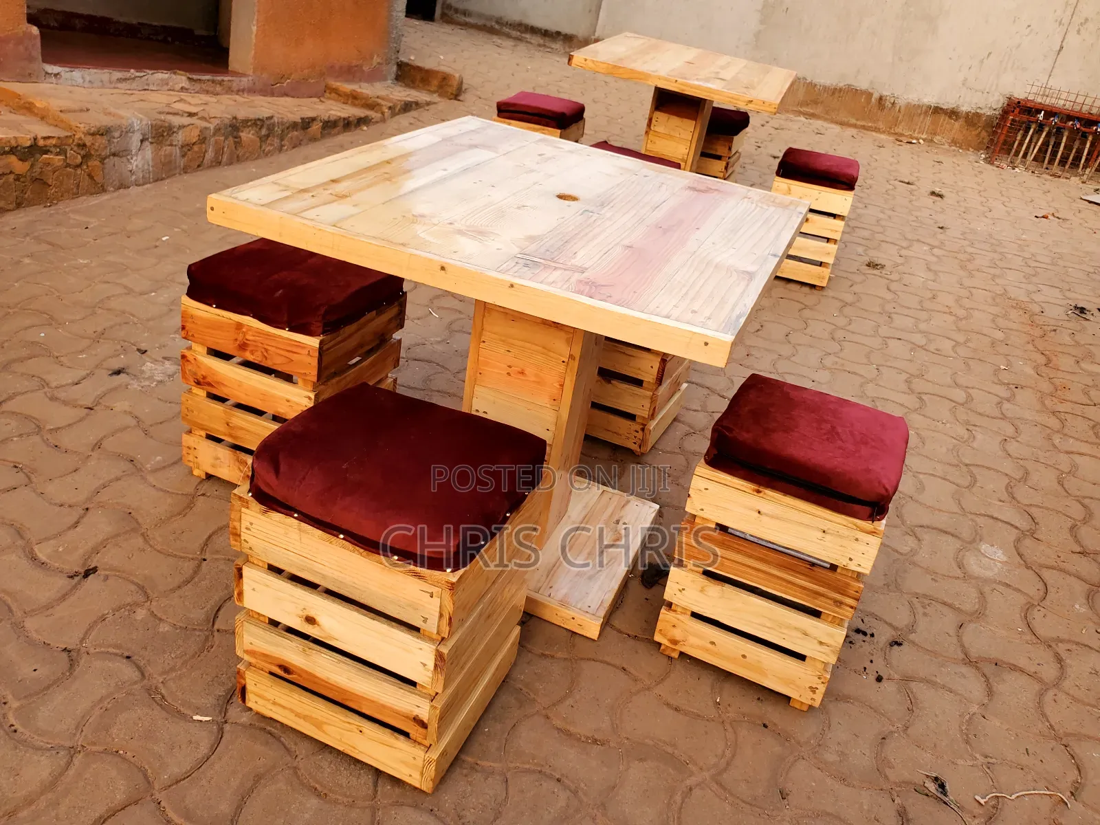 Pallet Restaurant/Bar Stools With Cushion