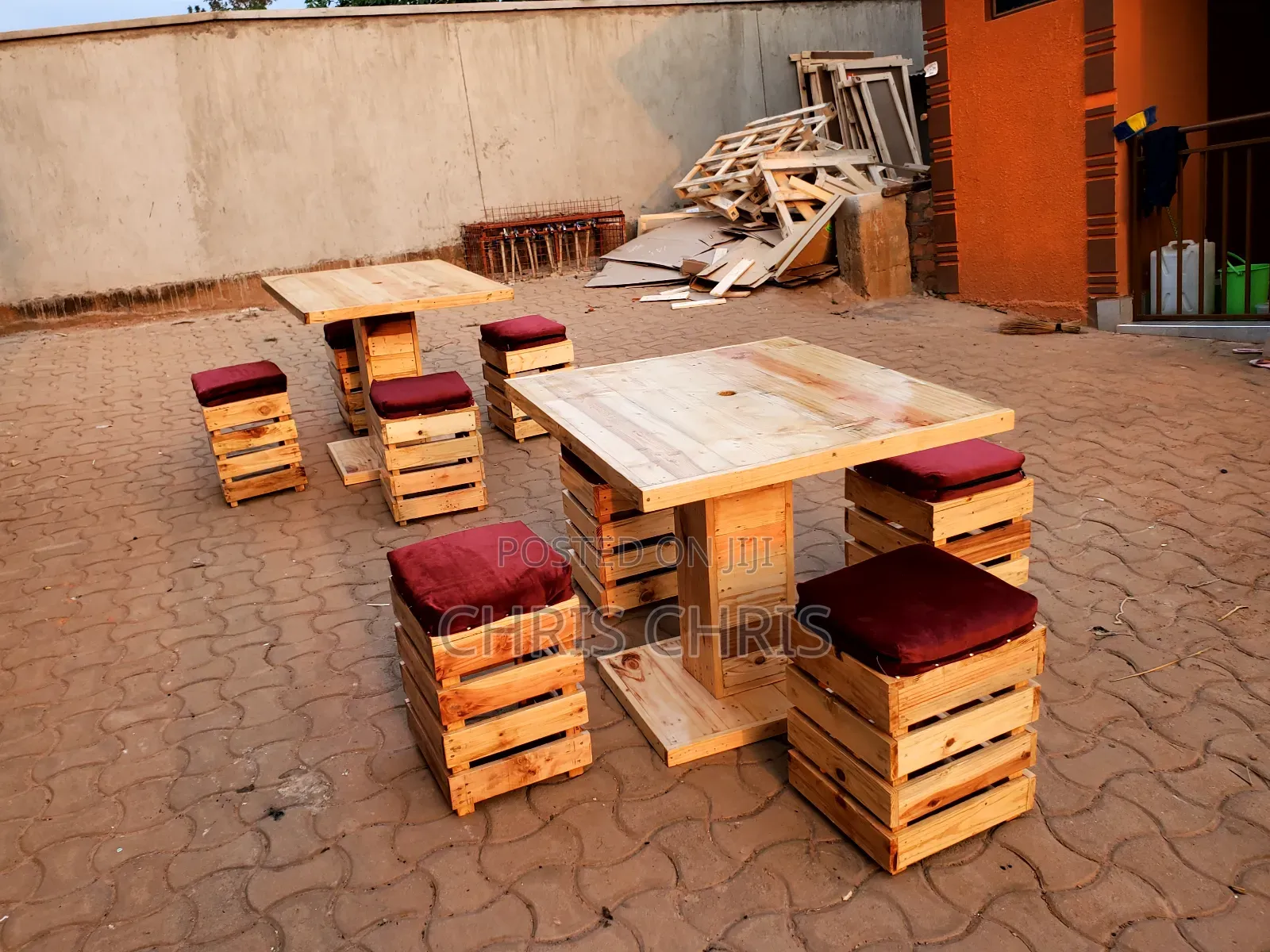 Pallet Restaurant/Bar Stools With Cushion