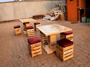 Pallet Restaurant/Bar Stools With Cushion