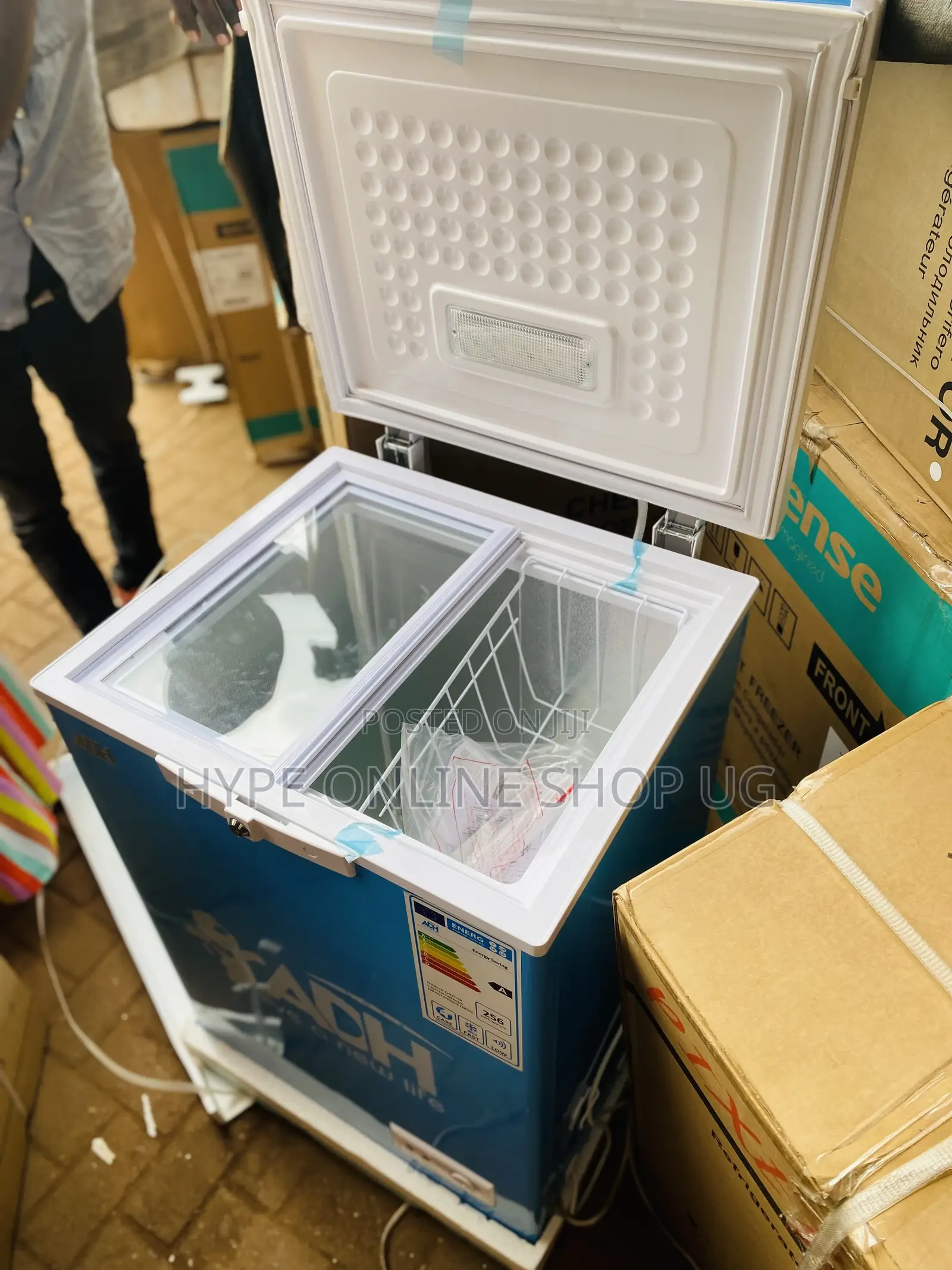 150L Adh Deepfreezer Fridge Ug