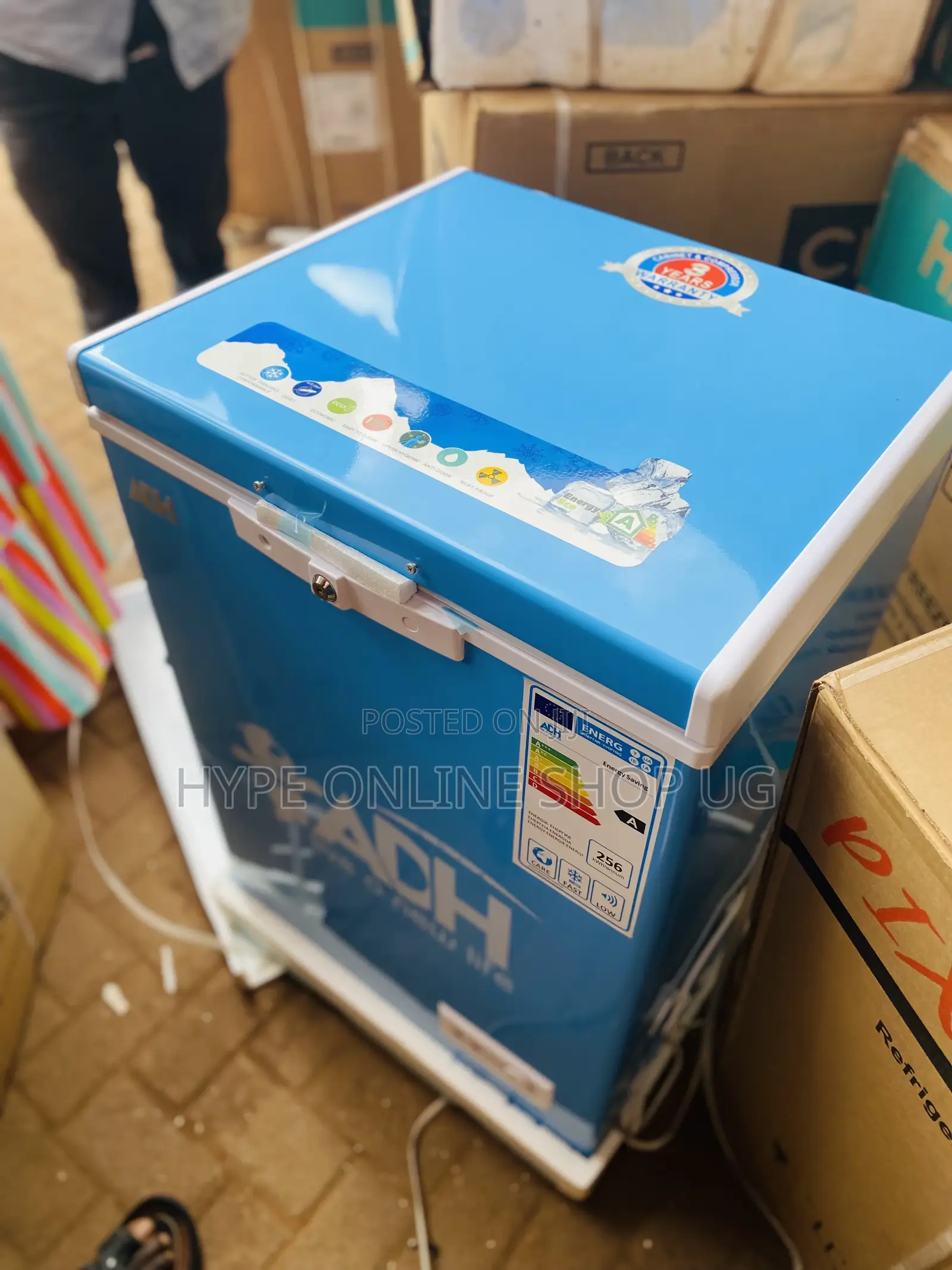 150L Adh Deepfreezer Fridge Ug