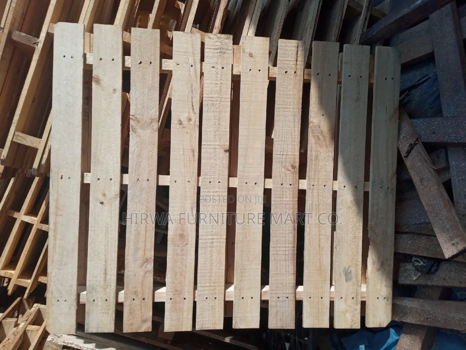 Heavy Duty Pallets Suitable for Stores
