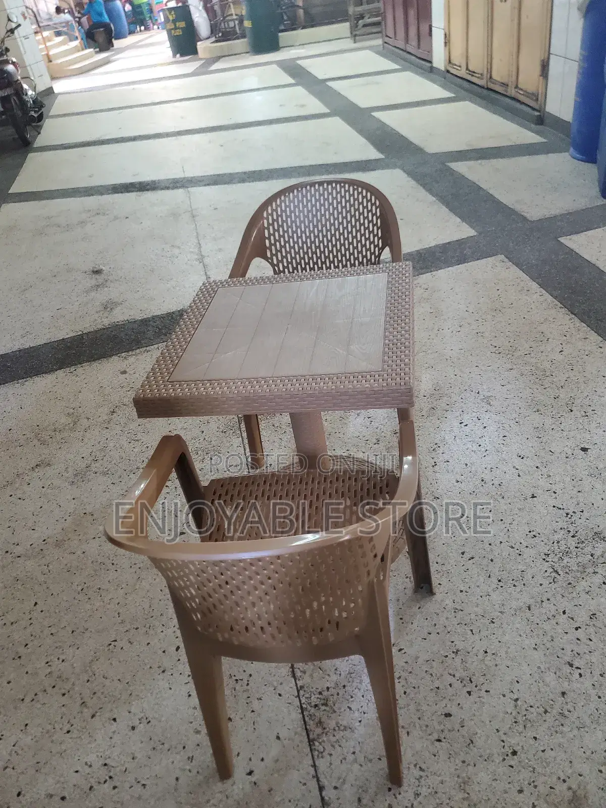 Restaurant/Bar Plastic Table and 2 Chairs