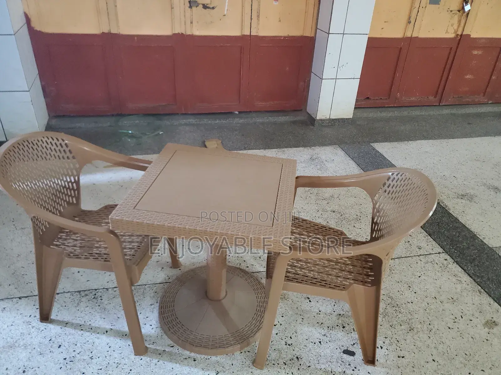 Restaurant/Bar Plastic Table and 2 Chairs