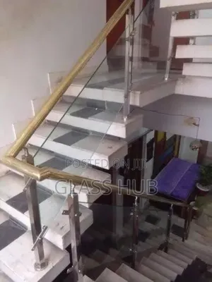 Photo - Glass Staircase Installation