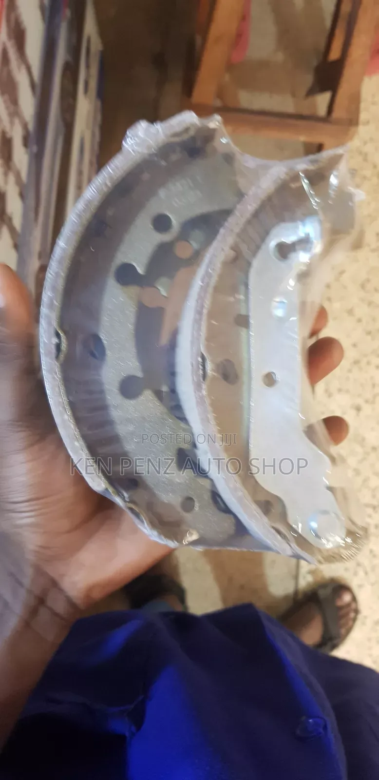 Rear Brakes / Brake Shoes for Mazda Demio