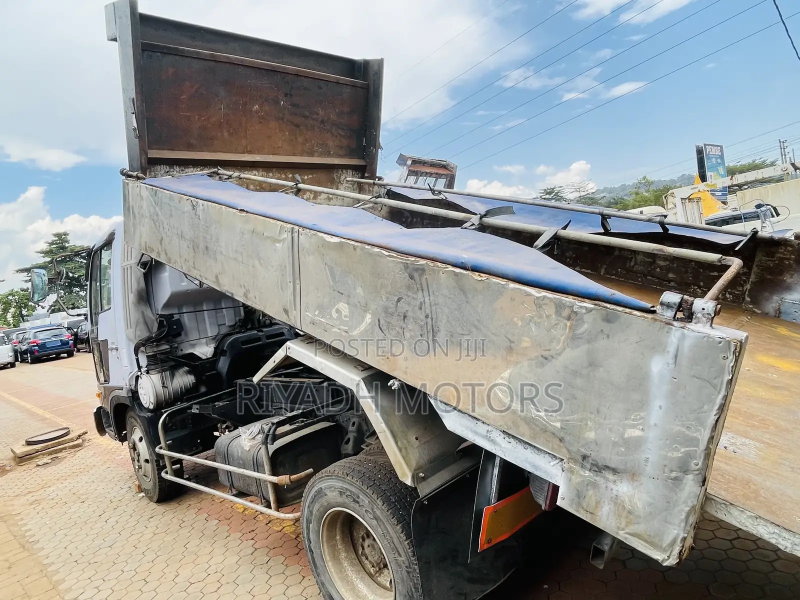 Hino Dumper J08C