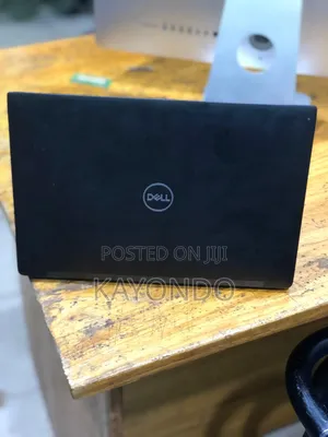 Laptop Dell Latitude 3390 8GB Intel Core I5 SSD 256GB