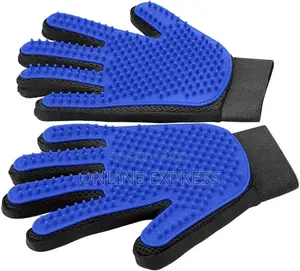 Photo - Pet Grooming Deshedding Gloves