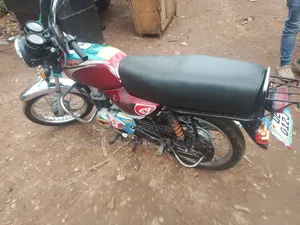 Bajaj Boxer 2019 Red