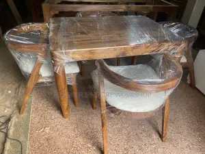 Porsche Mugavu Dining Set