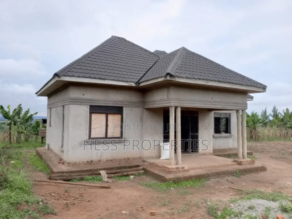 43acres of Land on Sale Located in Kyenjojo District